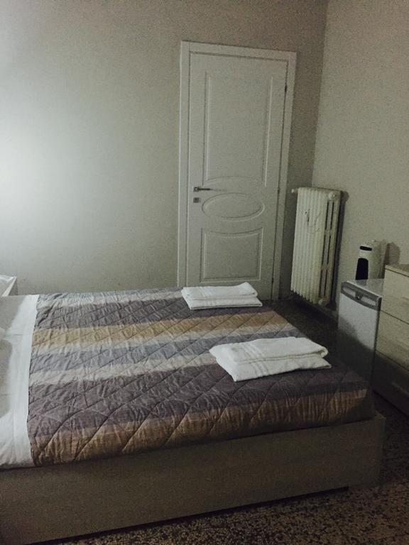 B&B Residenza Paradiso Milano Eksteriør billede